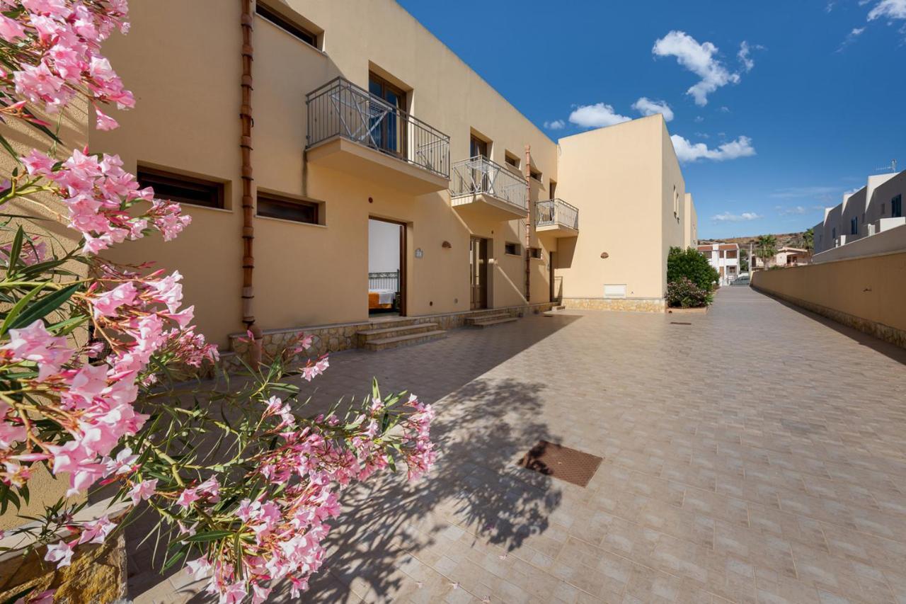 Al Paradise Holiday home *